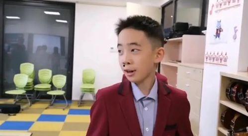 娱乐吃瓜酱陈小春,从娱乐圈吃瓜酱到人气王，他的蜕变之路